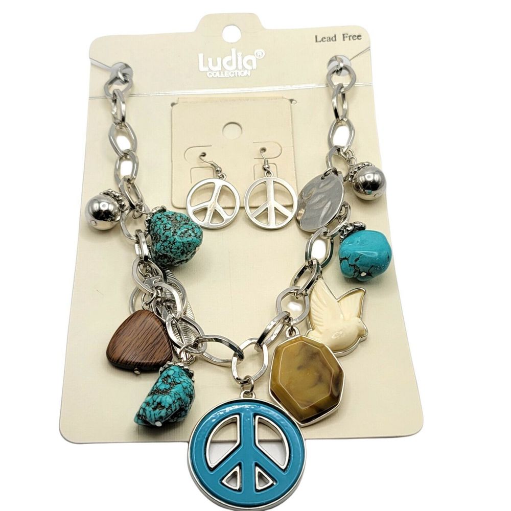 NWT Jewelry Ludia 16" Blue Stone Beads Silver Tone Peace Necklace Earrings Set